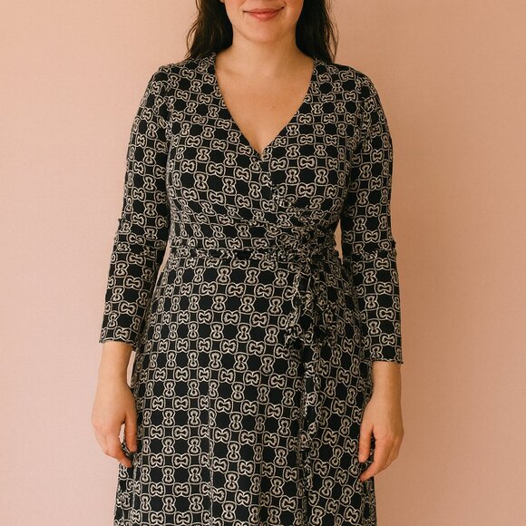 Donna Morgan Wrap Dress – Size 14 - Picture 1 of 3